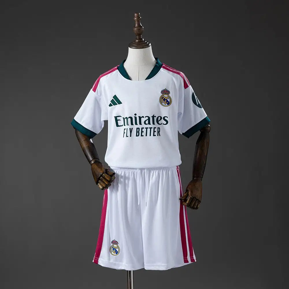 Kit enfant Real Madrid Domicile 2026/2027